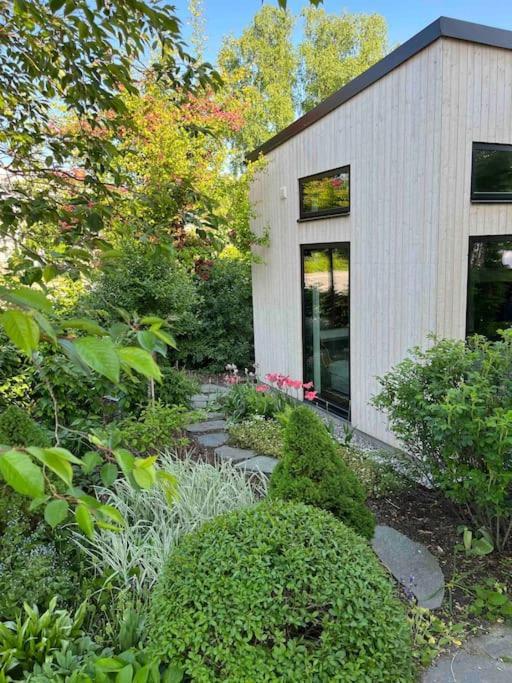 Villa Mini House Gribbylund Esterno foto